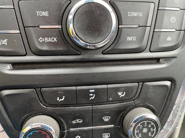 Used 2016 Buick Encore FWD image 40