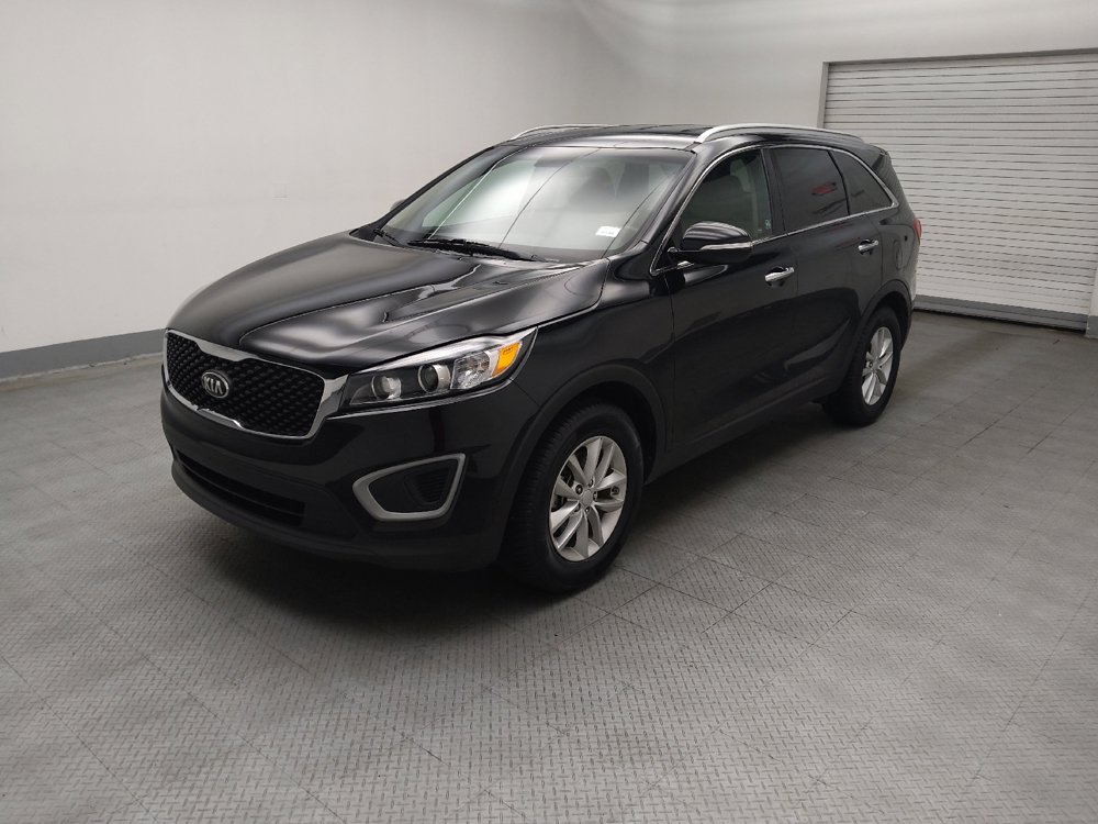 Used 2016 Kia Sorento FWD w/ LX Convenience Package image 2