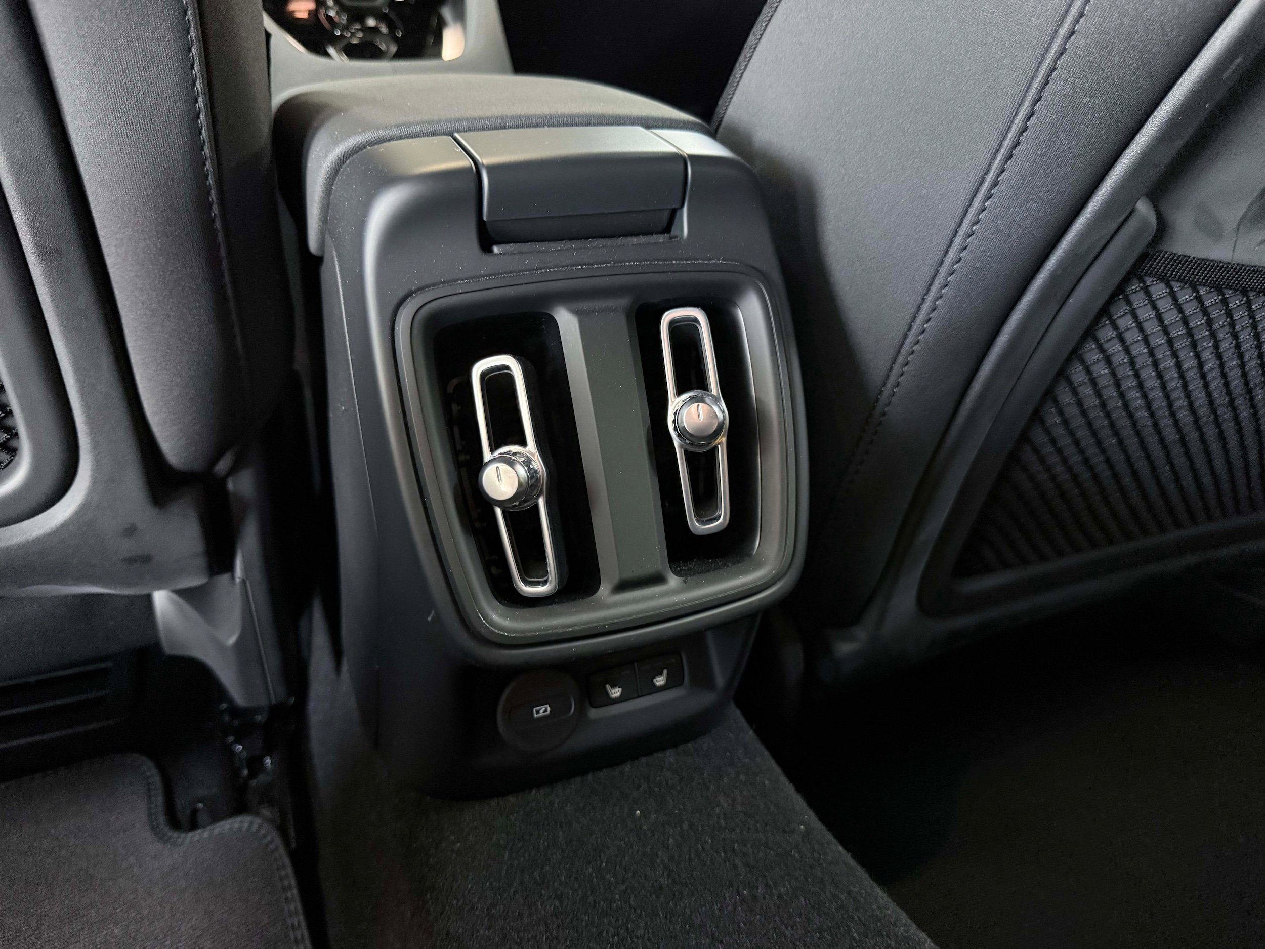 Used 2023 Polestar Polestar 2 w/ Pilot Pack AWD/4WD image 14