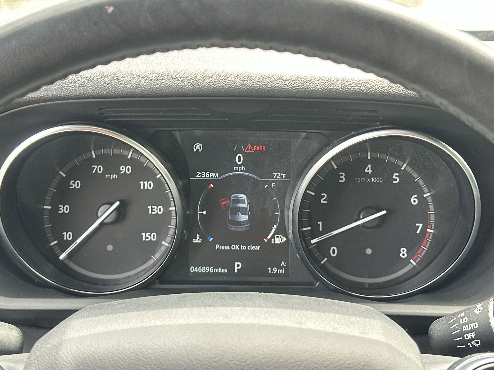 Used 2020 Land Rover Discovery SE image 10