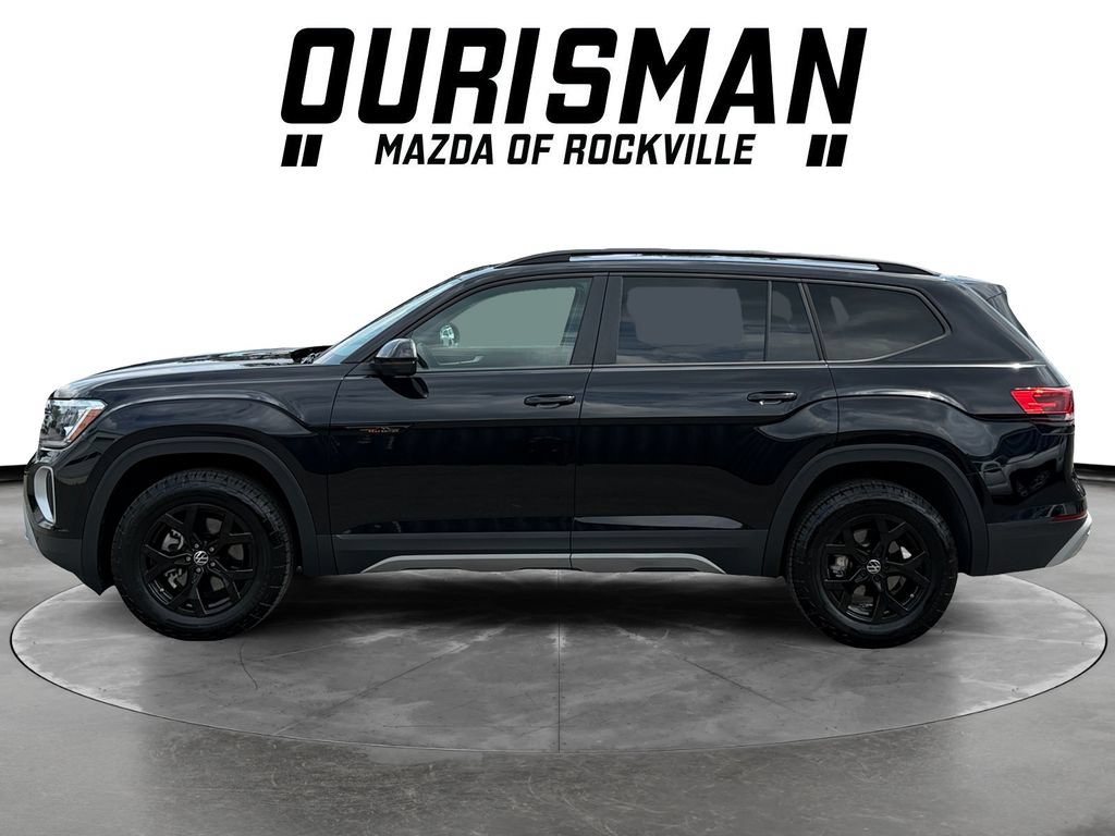Used 2026 Volkswagen Atlas Peak Edition AWD/4WD image 3