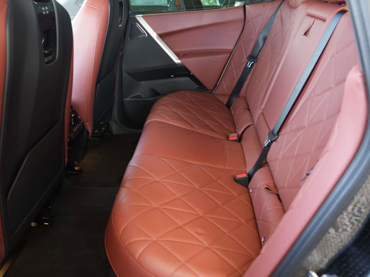 Used 2022 BMW iX xDrive50 image 19