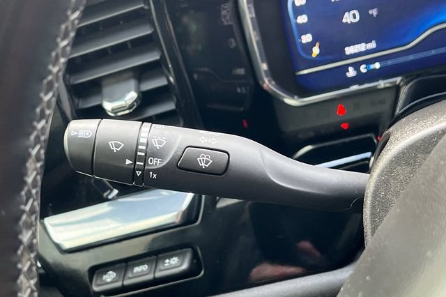 Used 2024 Chevrolet Silverado 3500 High Country w/ High Country Premium Package AWD/4WD image 35