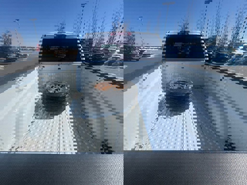 Used 2014 GMC Sierra 1500 SLE image 36