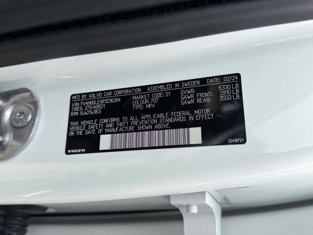 Certified 2024 Volvo XC90 T8 Plus w/ Protection Package Premier AWD/4WD image 30