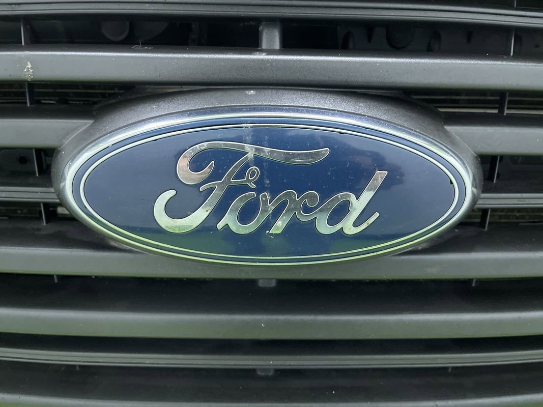 Used 2017 Ford Transit 250 130 Low Roof image 13