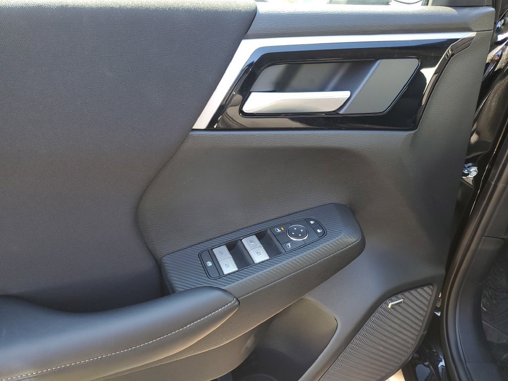 New 2026 Mitsubishi Outlander ES FWD image 18
