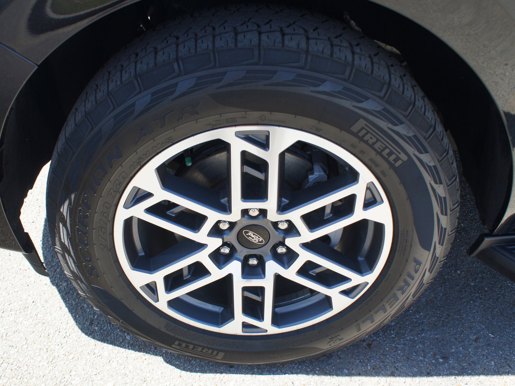 Used 2025 Ford Expedition Max Active AWD/4WD image 28
