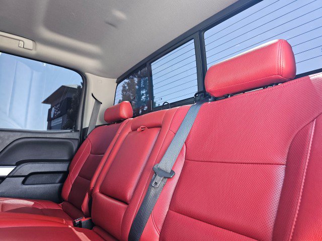 Used 2018 Chevrolet Silverado 1500 LT w/ All Star Edition AWD/4WD image 19