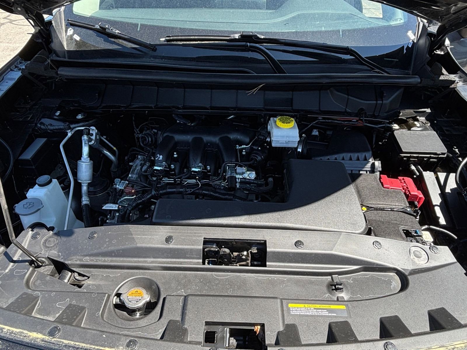 Used 2025 Nissan Pathfinder SV image 35