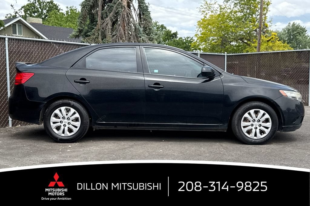 Used 2011 Kia Forte EX FWD image 3