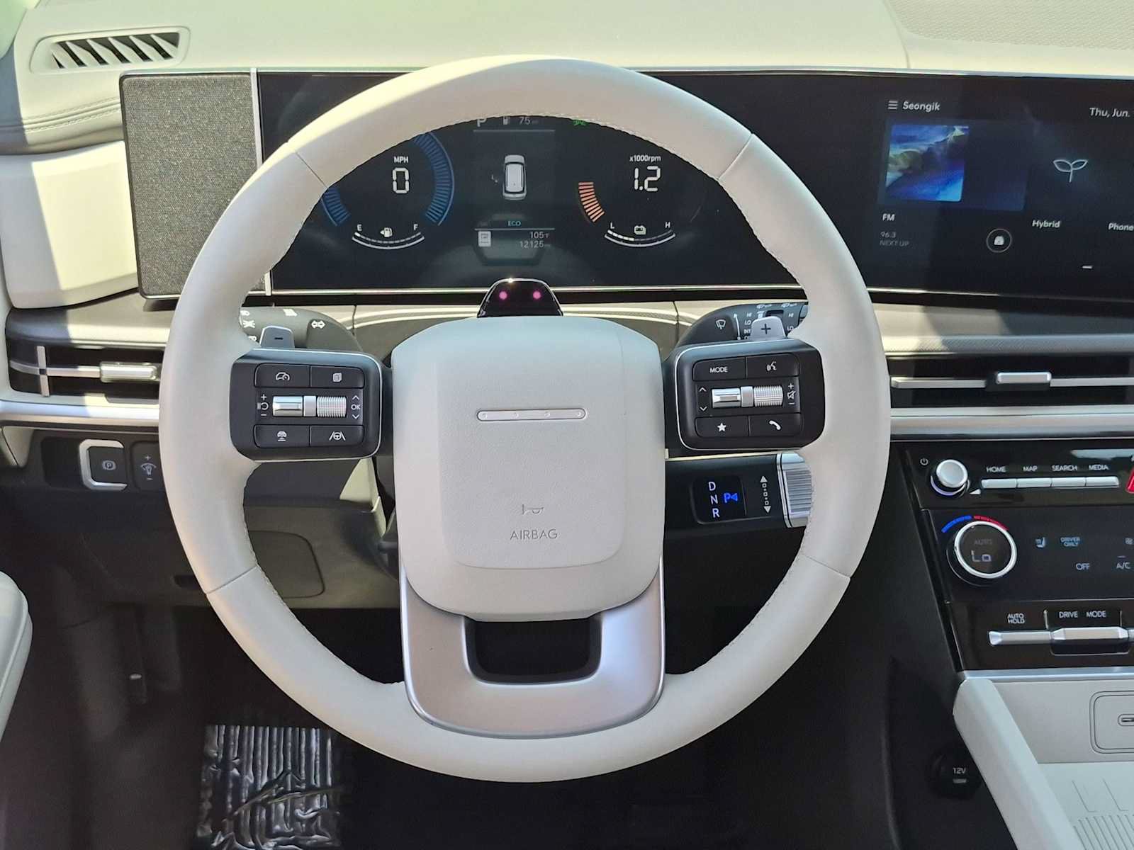 Used 2025 Hyundai Santa Fe SEL FWD image 22