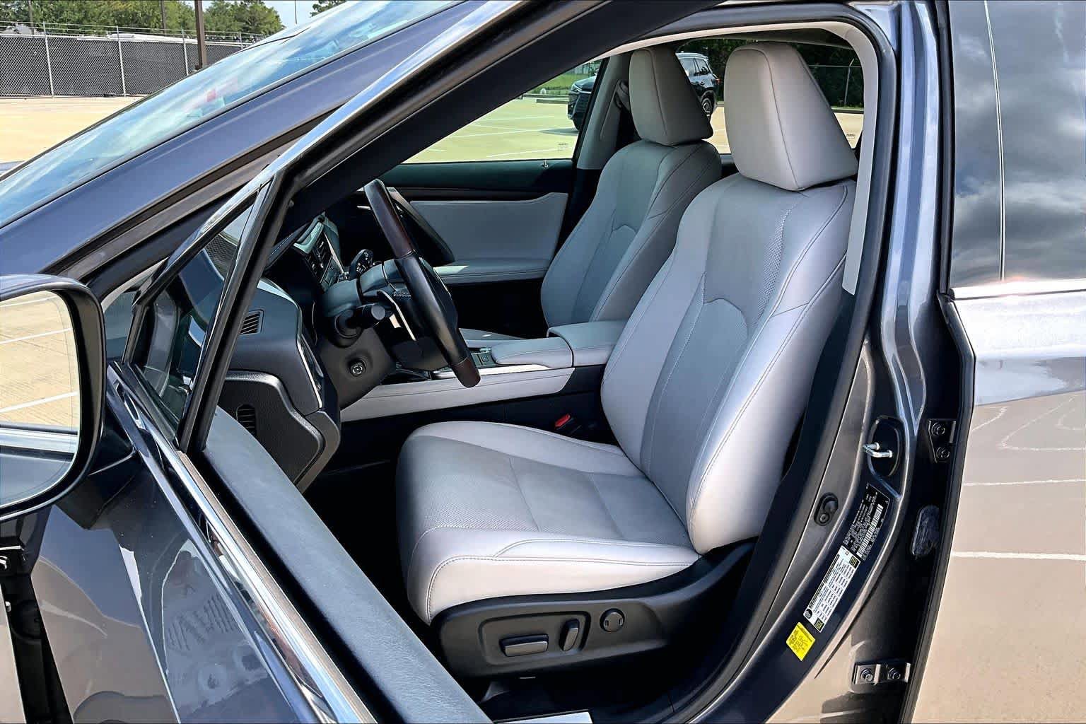 Certified 2022 Lexus RX 350 FWD w/ Premium Package image 8