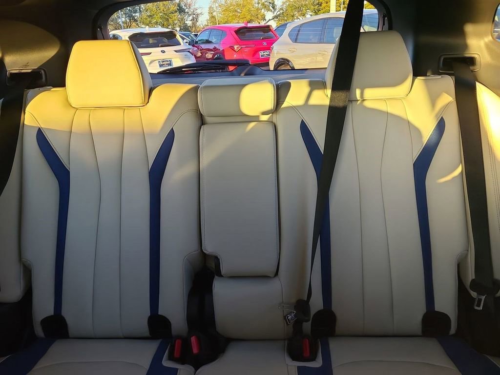 New 2026 Acura ADX A-Spec image 5