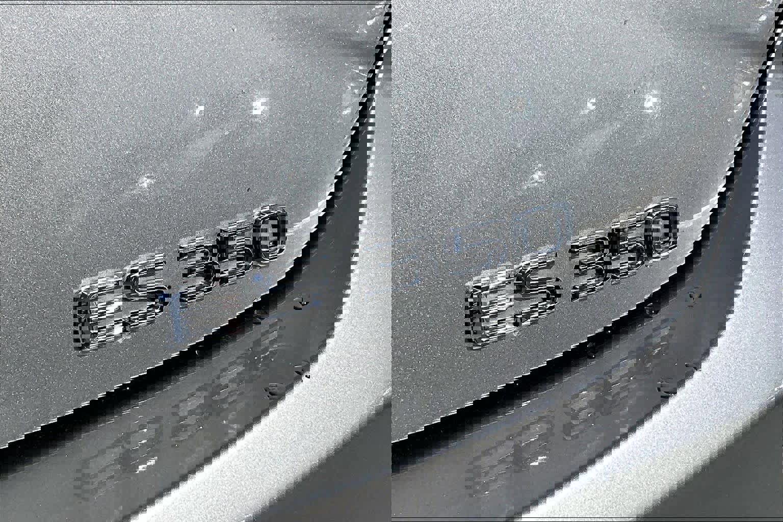 Used 2019 Lexus ES 350 Ultra Luxury w/ Accessory Package image 9