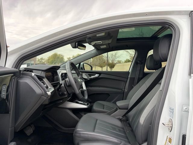 Used 2023 Audi Q4 e-tron Premium Plus w/ Premium Plus image 11