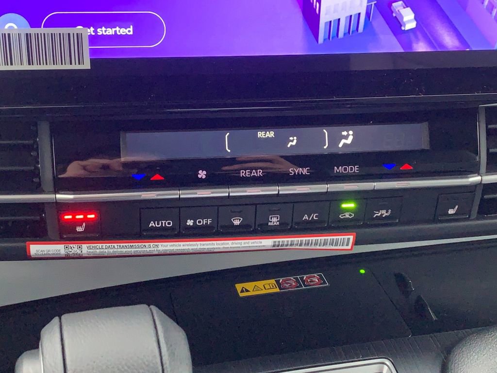 New 2026 Toyota Sienna XLE image 23