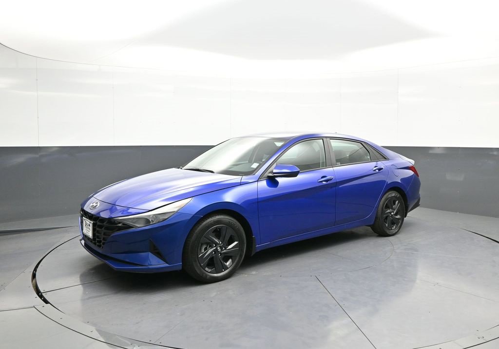 Certified 2023 Hyundai Elantra SEL image 10