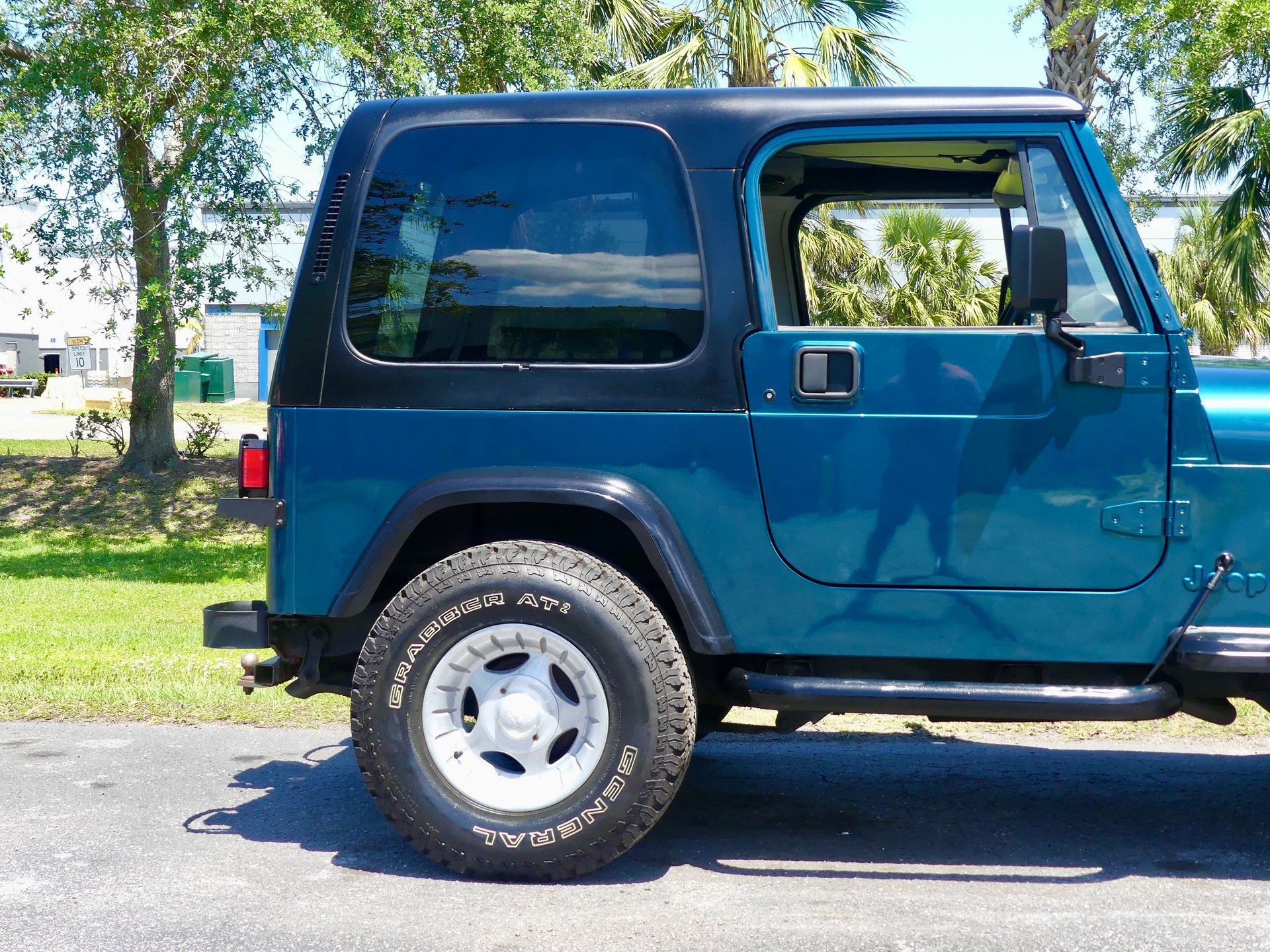 Used 1995 Jeep Wrangler Rio Grande image 38