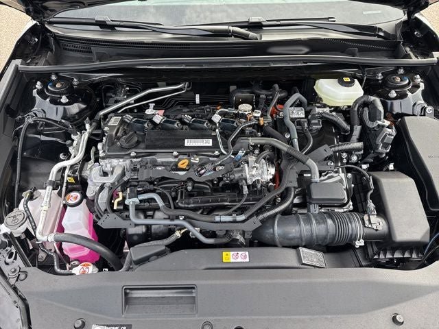 Used 2026 Toyota Camry SE w/ Convenience Package image 2