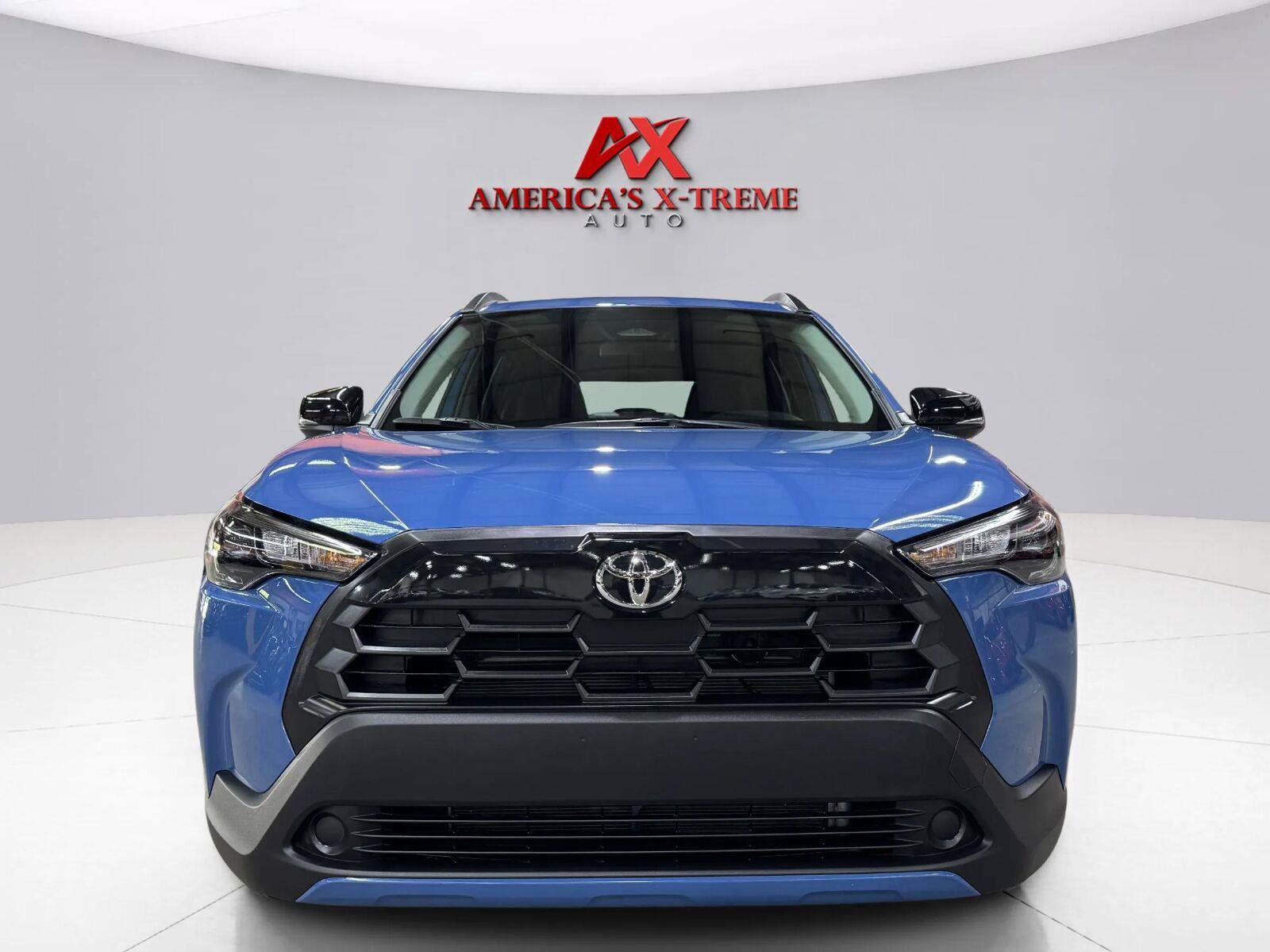 Used 2026 Toyota Corolla Cross LE AWD/4WD image 10