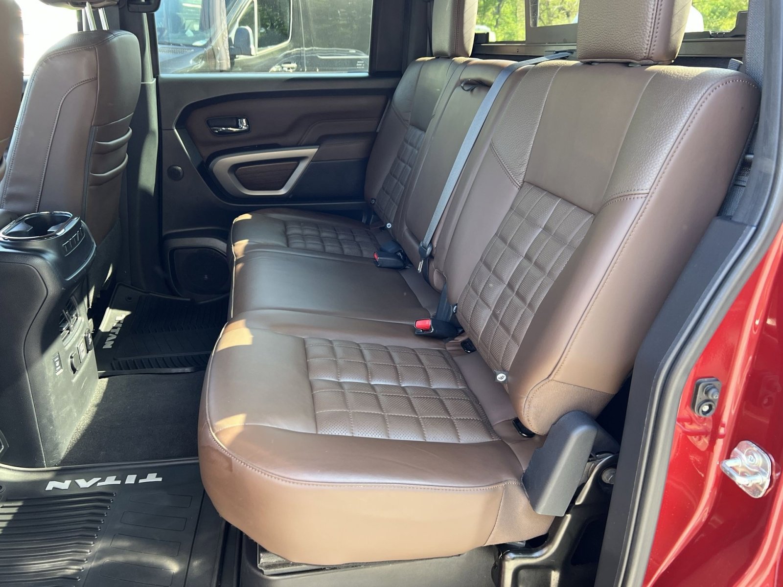 Used 2020 Nissan Titan Platinum Reserve w/ Protection Package 2 AWD/4WD image 23