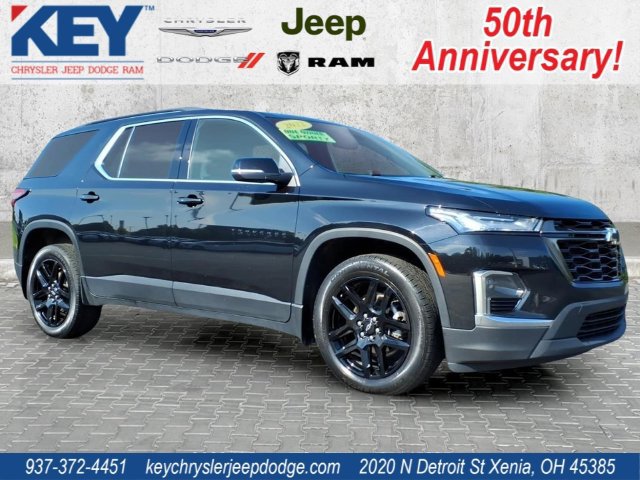 Used 2022 Chevrolet Traverse LT FWD image 1