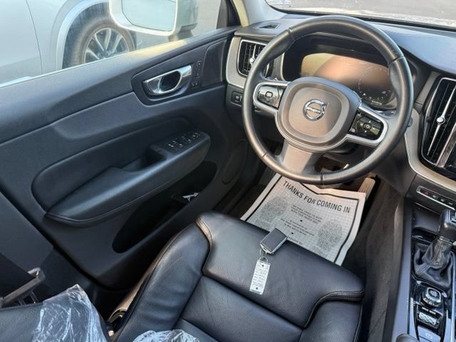 Used 2020 Volvo XC60 T5 Inscription FWD image 9