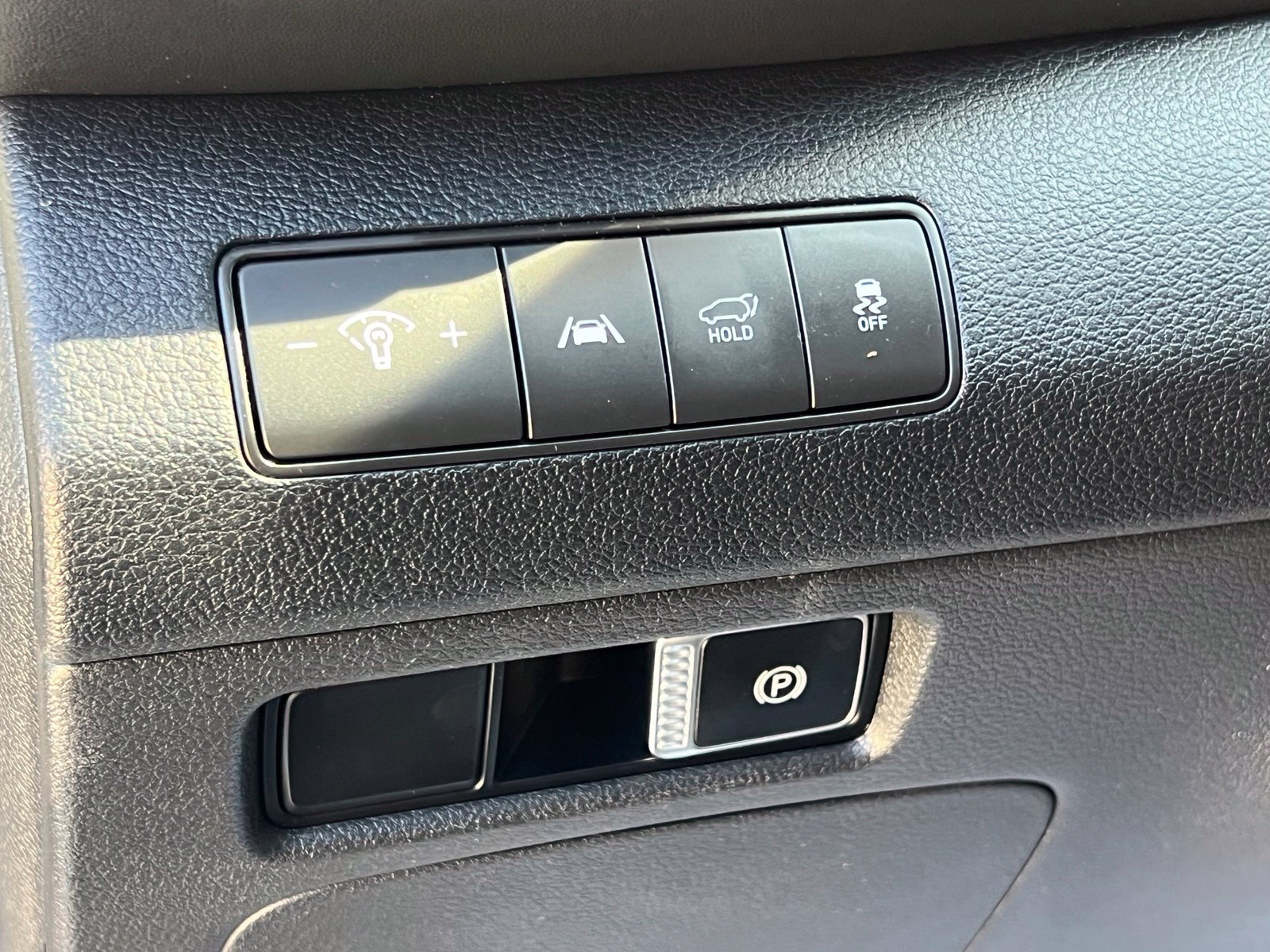 Certified 2023 Hyundai Santa Fe SEL FWD image 25