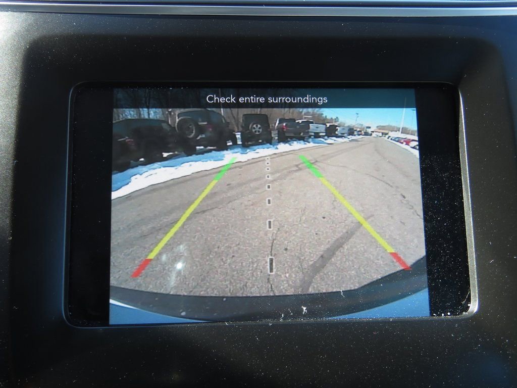 Used 2020 Jeep Cherokee Latitude Plus w/ Cold Weather Group image 24