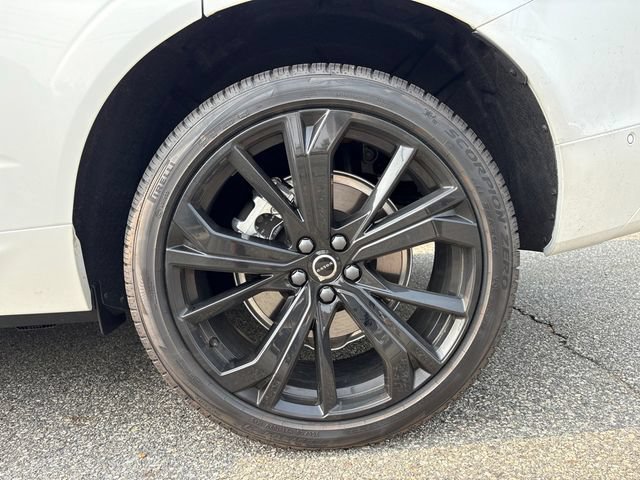 Certified 2026 Volvo XC60 T8 Ultra w/ Climate Package AWD/4WD image 10