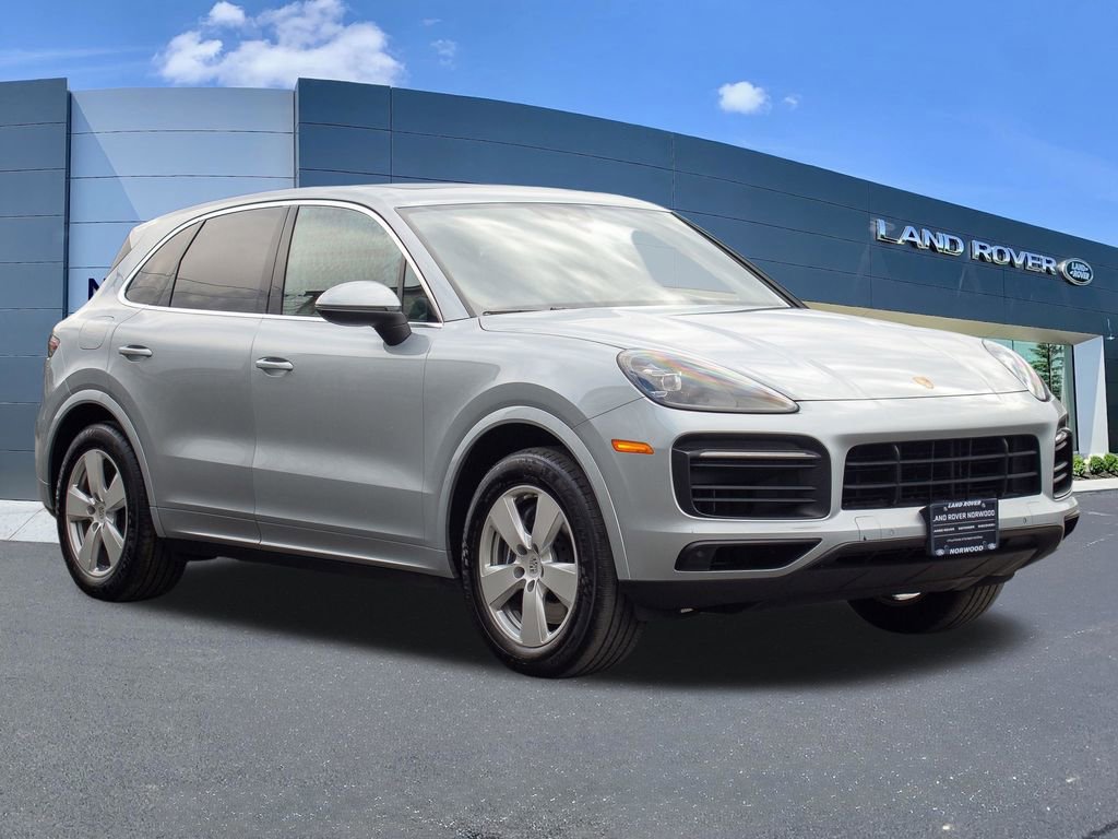 Used 2022 Porsche Cayenne AWD/4WD image 3