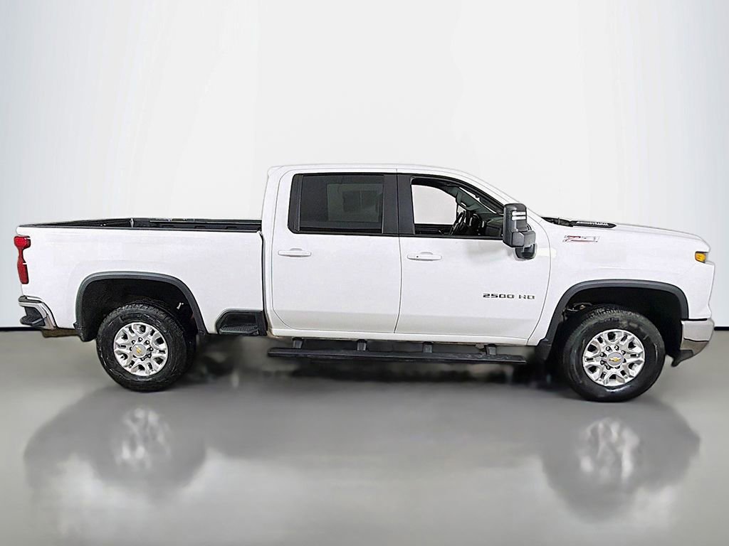 Used 2024 Chevrolet Silverado 2500 LT image 13