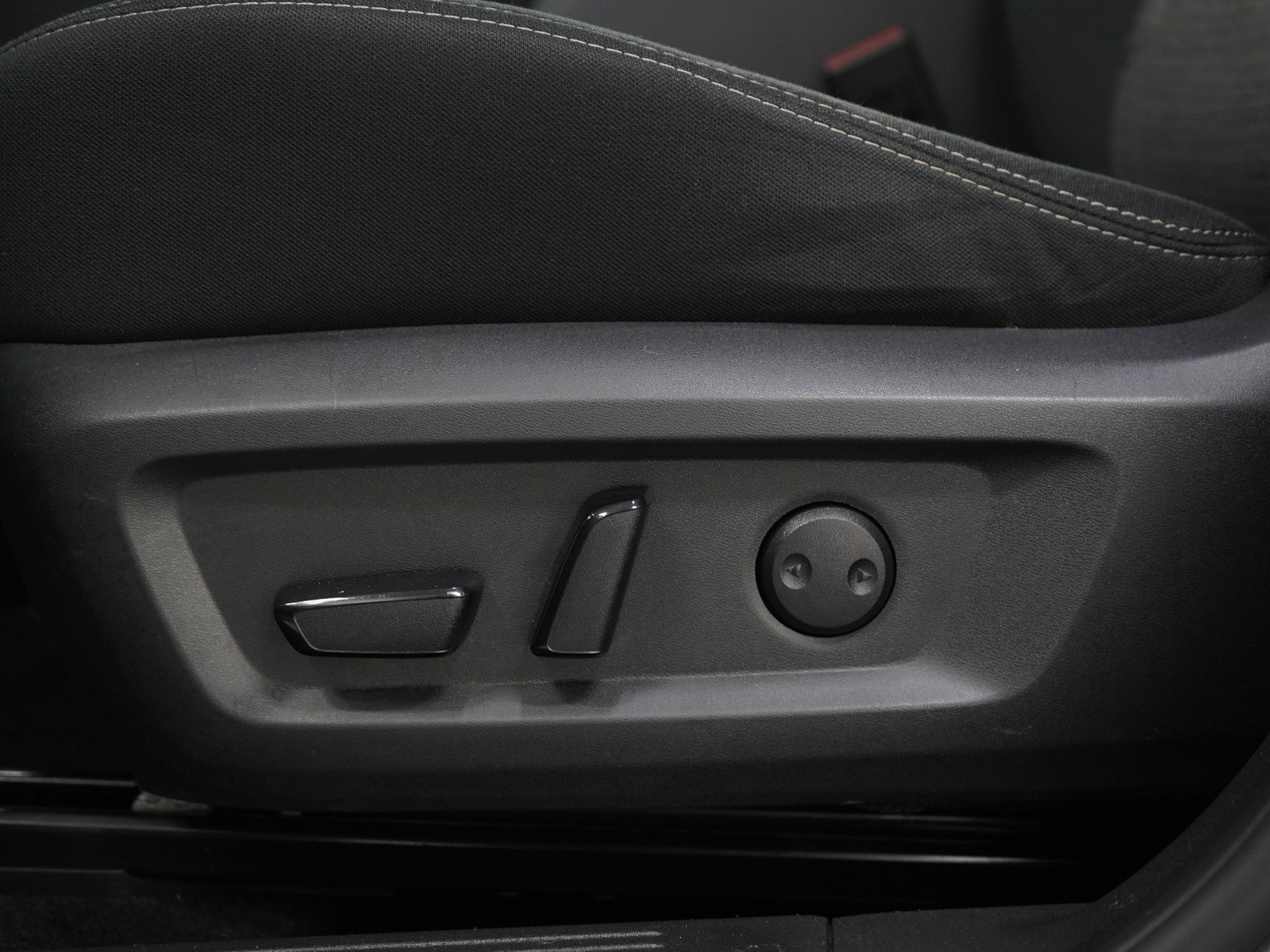 Used 2023 Nissan Rogue SV AWD/4WD image 28