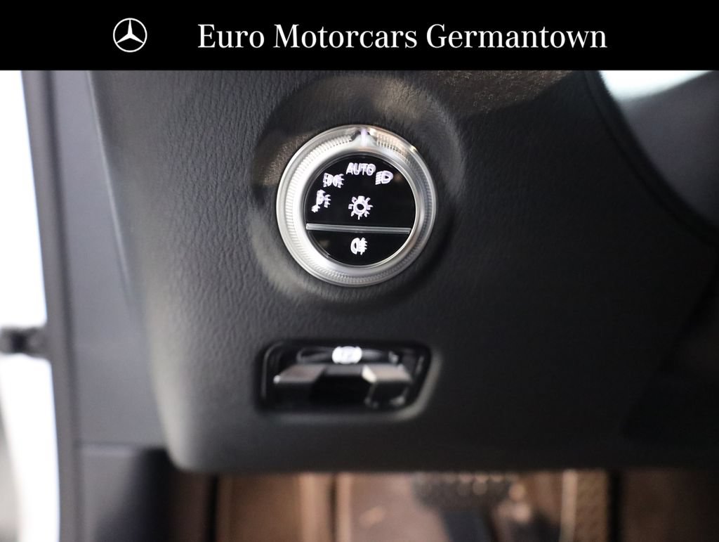 Used 2024 Mercedes-Benz C 43 AMG 4MATIC Sedan image 34