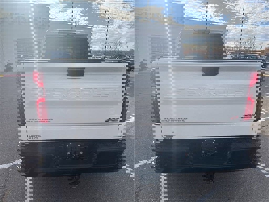 Certified 2024 Chevrolet Silverado 1500 ZR2 image 4
