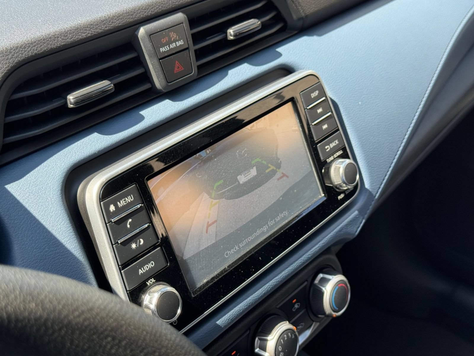 Used 2025 Nissan Versa SV w/ Trunk Package FWD image 19