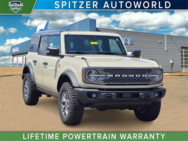 New 2025 Ford Bronco Badlands image 1