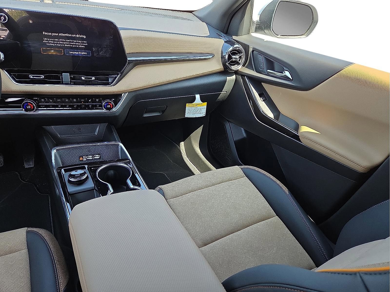 New 2026 Chevrolet Equinox ACTIV w/ Convenience Package III image 12