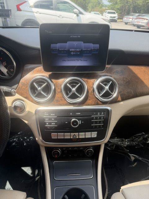 Used 2019 Mercedes-Benz GLA 250 image 16