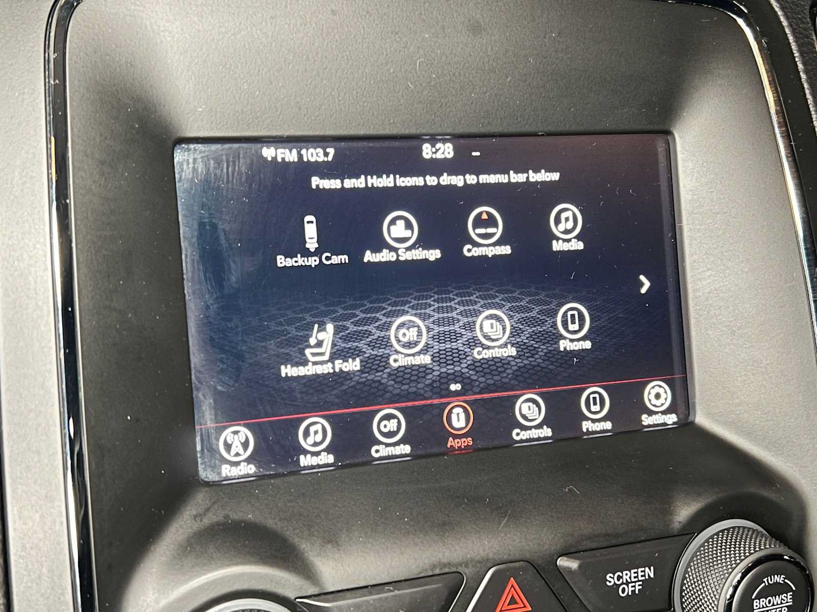 Used 2018 Dodge Durango SXT w/ 3rd Row Seating Group AWD/4WD image 31