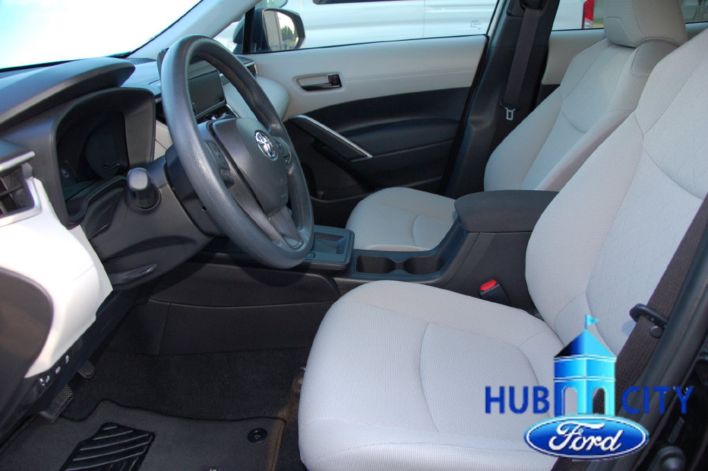 Used 2026 Toyota Corolla Cross L FWD image 10