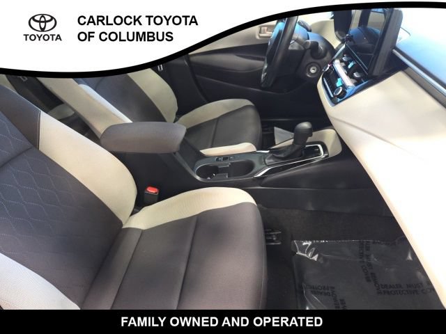 Used 2025 Toyota Corolla LE FWD image 21
