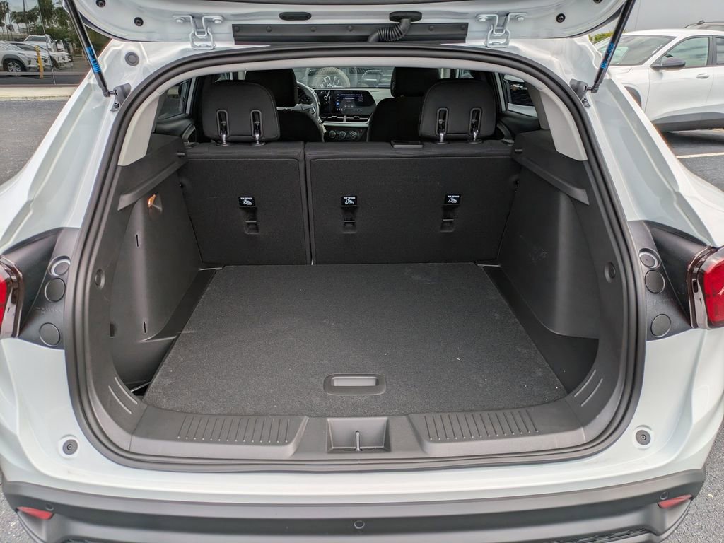 New 2026 Chevrolet Trax LS w/ Driver Confidence Package image 14