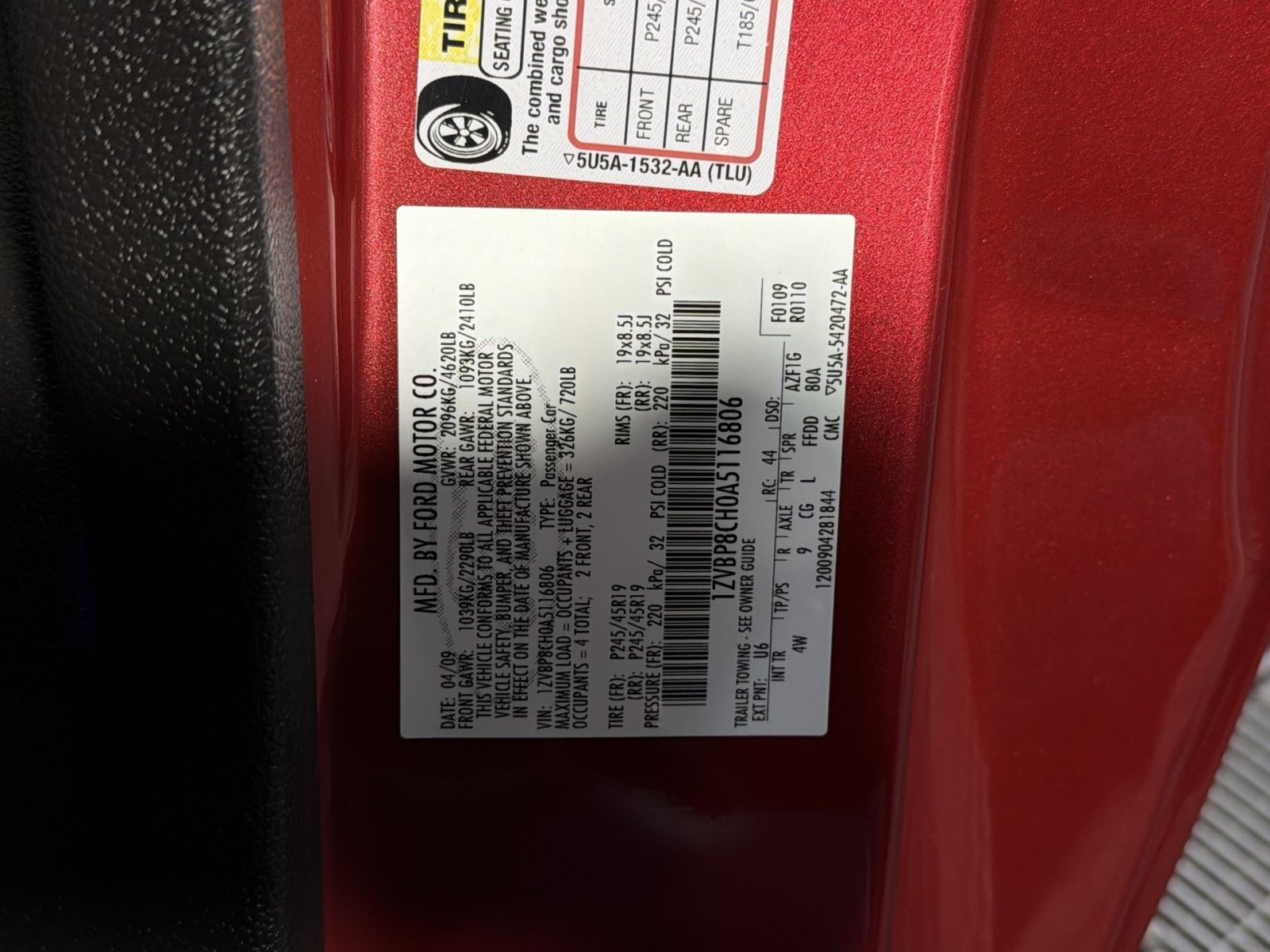 Used 2010 Ford Mustang GT RWD image 35