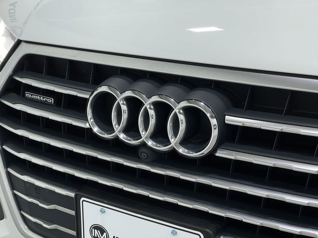 Used 2018 Audi Q7 3.0T Prestige w/ Prestige Package image 38