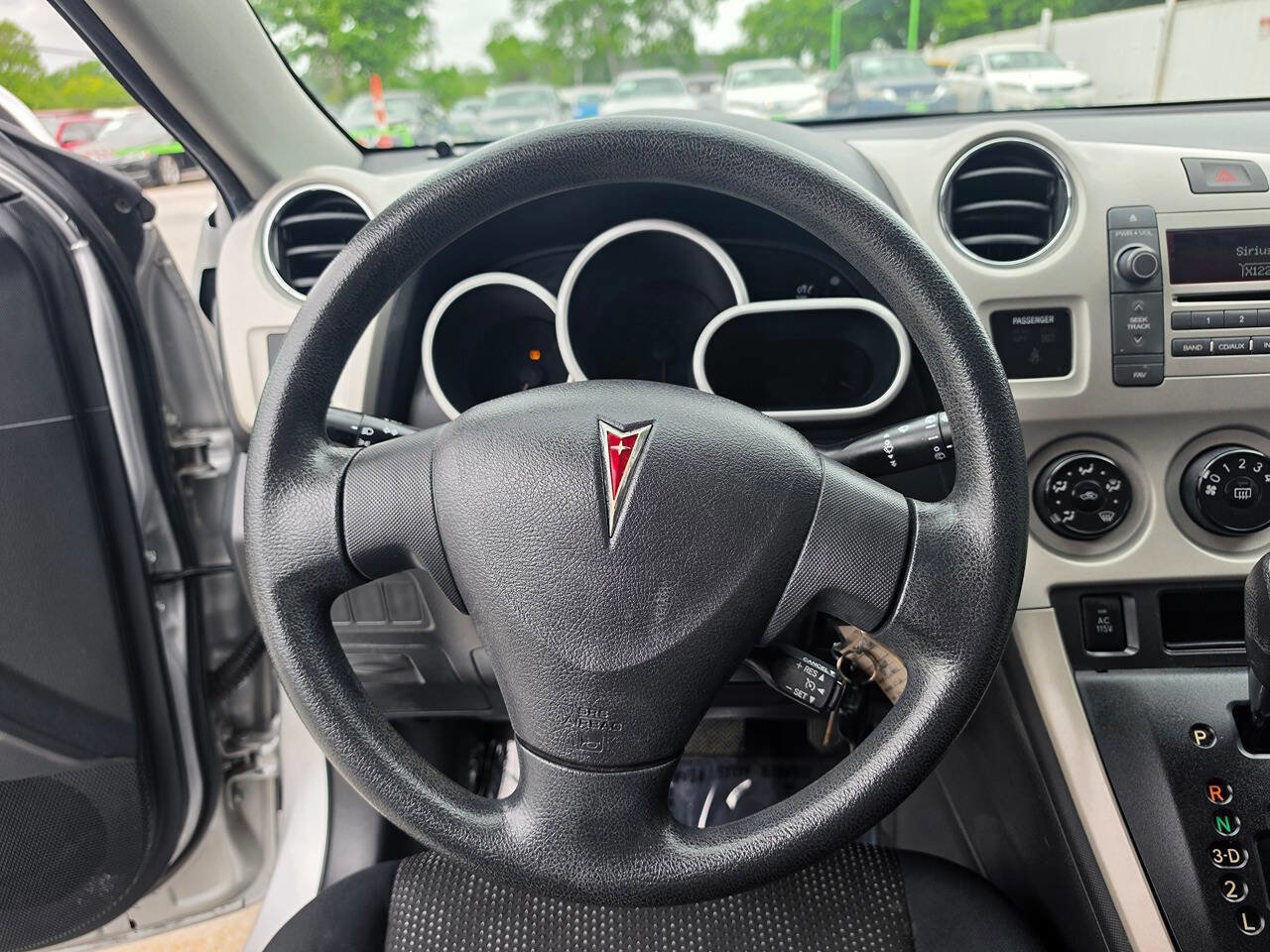 Used 2009 Pontiac Vibe w/ Preferred Package FWD image 44