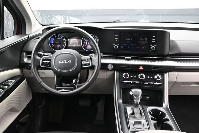 Used 2024 Kia Carnival LX FWD image 10