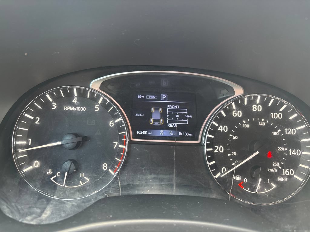 Used 2020 Nissan Pathfinder SV AWD/4WD image 14