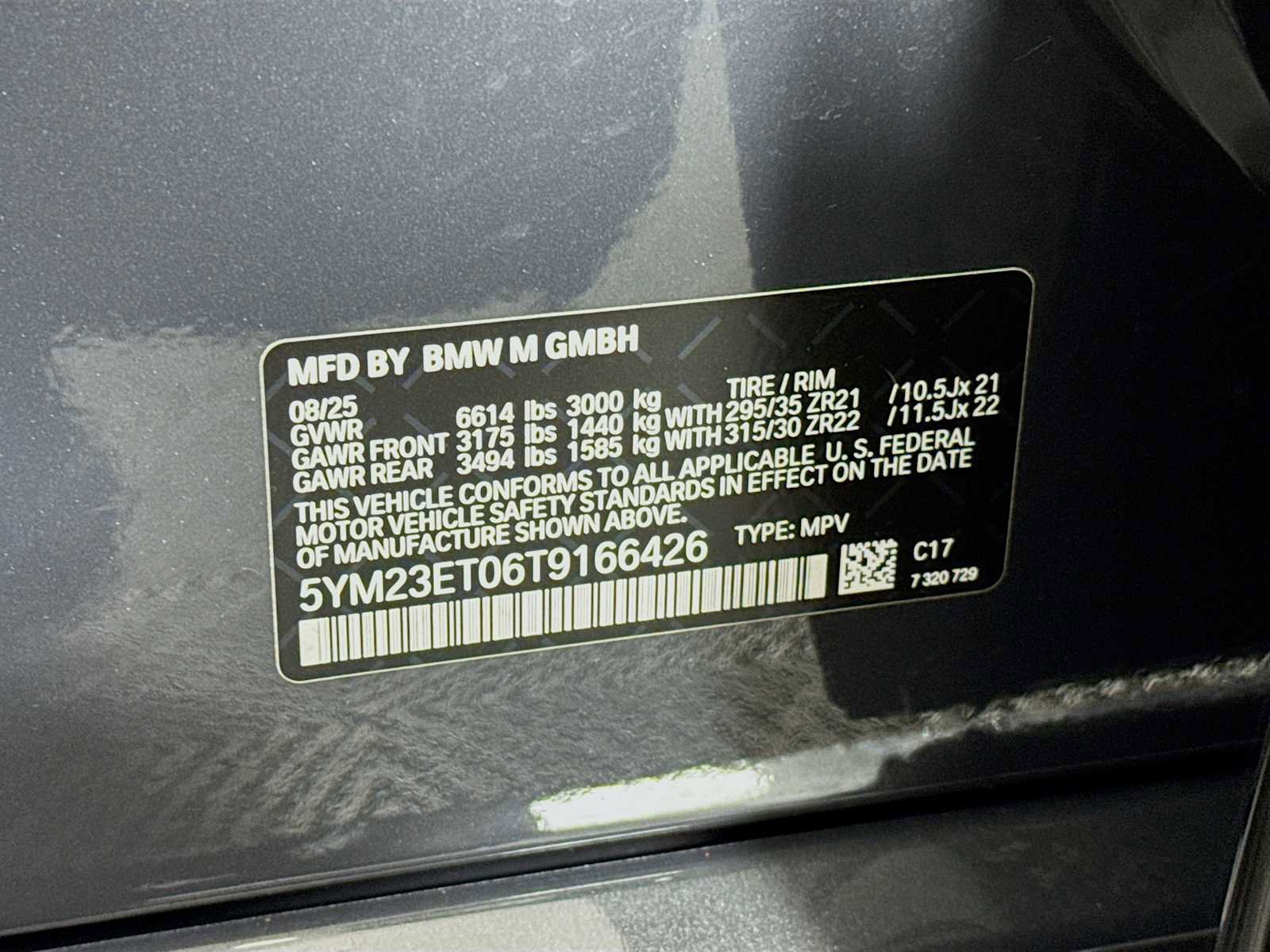 Used 2026 BMW X6 M Competition w/ Executive Package image 31